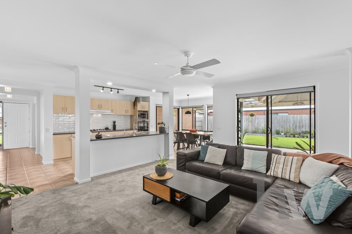 27 Olney Street, WINCHELSEA VIC 3241, Winchelsea - Thumbnail 3
