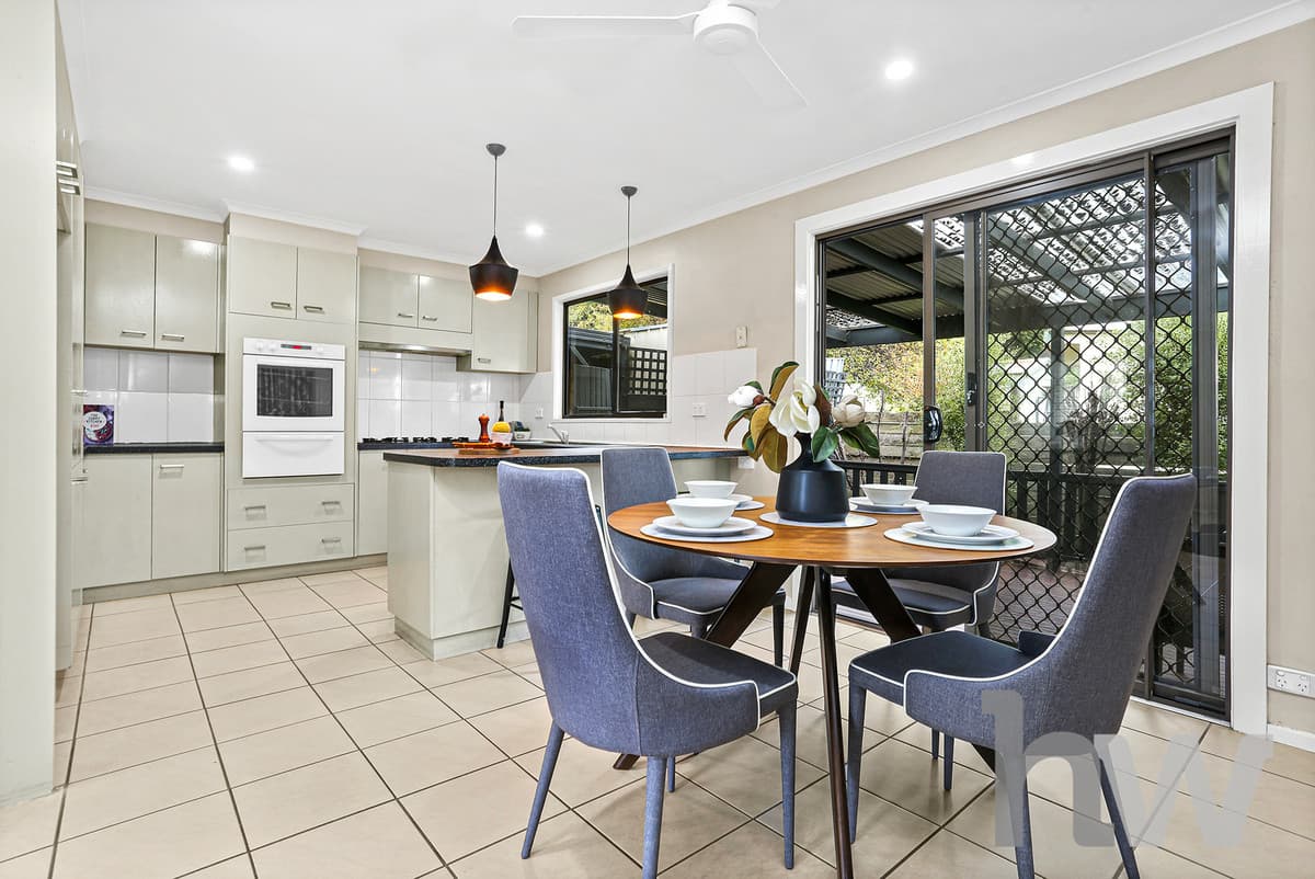 2 / 8 Tucker Street, BREAKWATER VIC 3219, Breakwater - Image 1