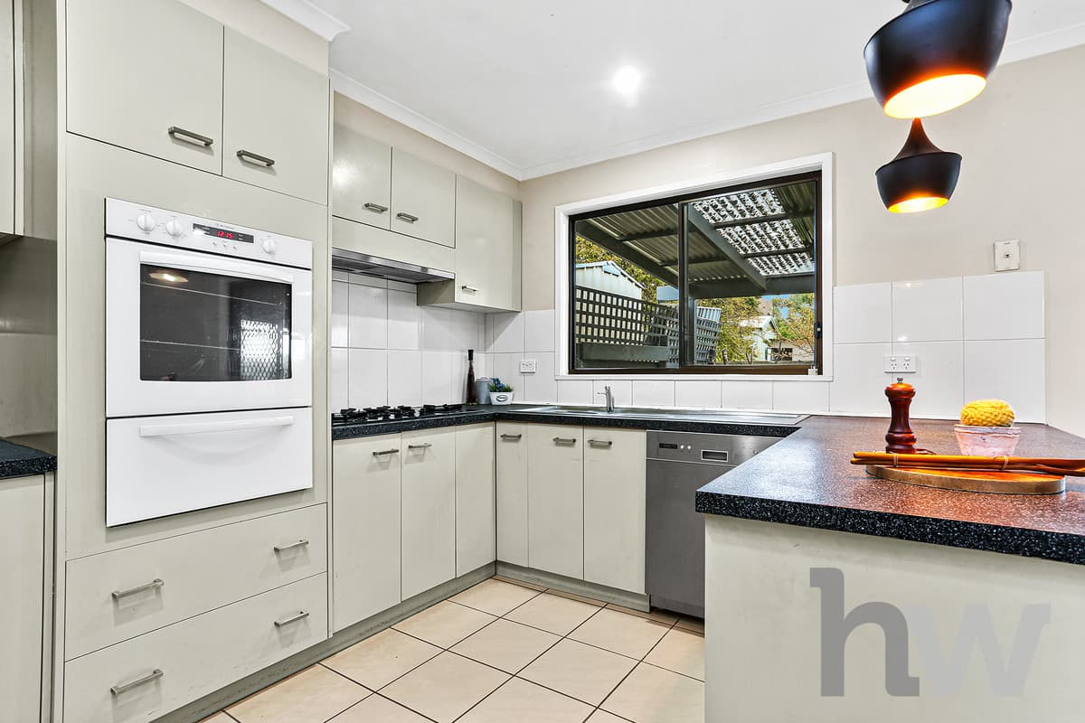2 / 8 Tucker Street, BREAKWATER VIC 3219, Breakwater - Thumbnail 3