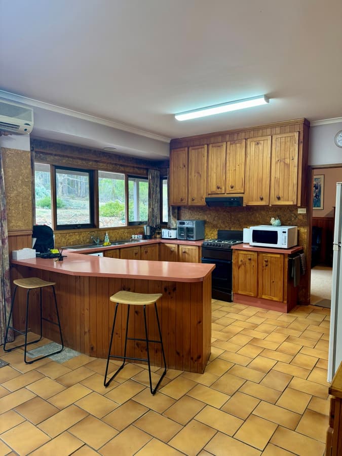 665 Staughton Vale Road, STAUGHTON VALE VIC 3340, Staughton Vale - Thumbnail 3
