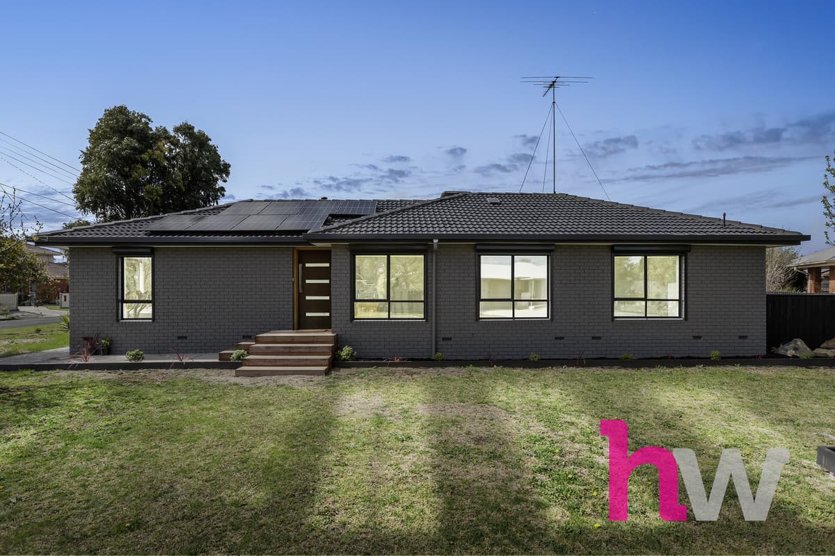 2 Sheeran Crescent, LARA VIC 3212, Lara - Image 1
