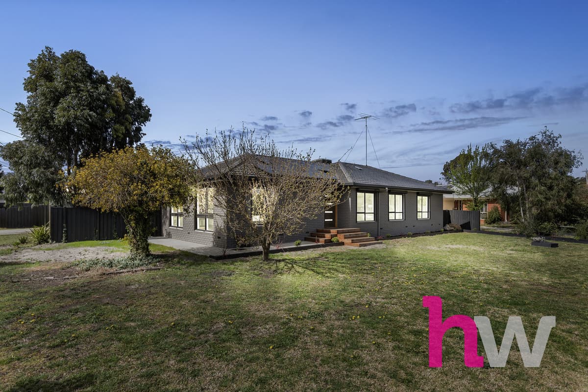2 Sheeran Crescent, LARA VIC 3212, Lara - Thumbnail 2