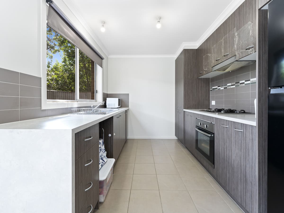 2a Thatcher Court, WHITTINGTON VIC 3219, Whittington - Thumbnail 4