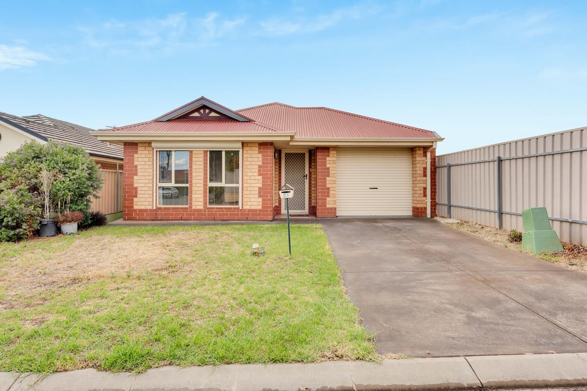 31 Mary Crescent, Craigmore SA 5114, Craigmore - Image 1