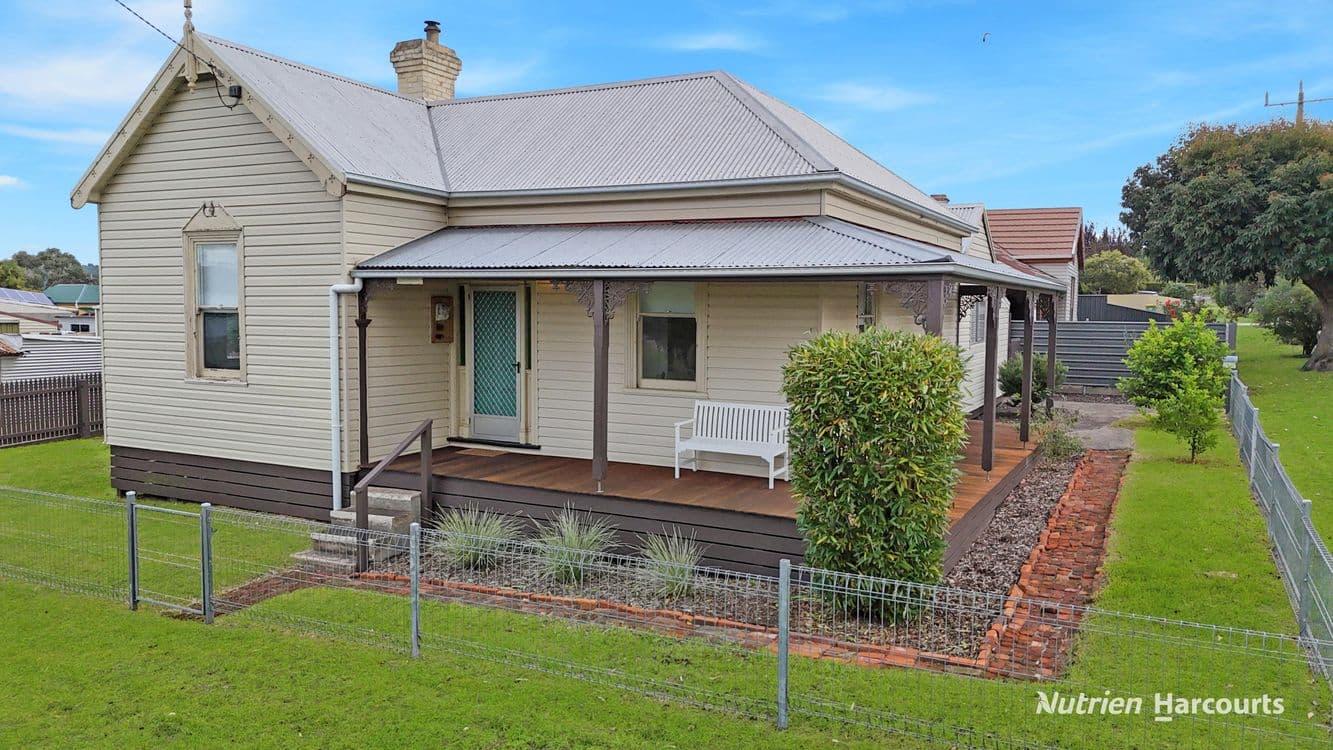 31 Jackson Street, CASTERTON, VIC 3311, Casterton - Thumbnail 2