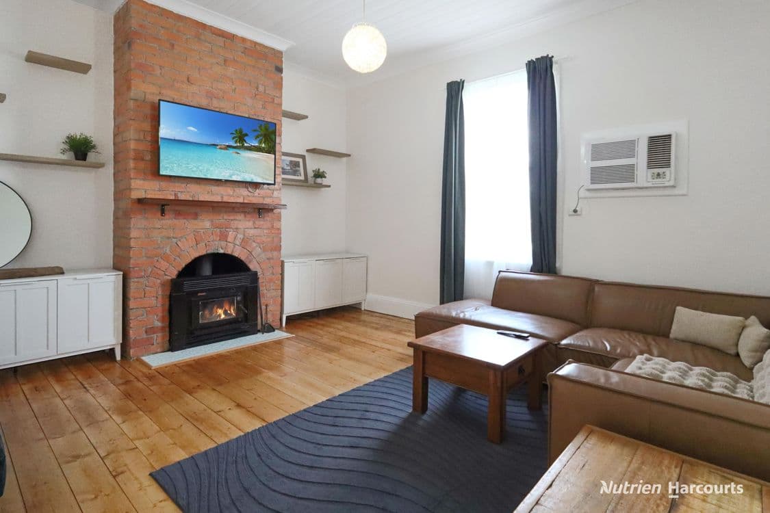 31 Jackson Street, CASTERTON, VIC 3311, Casterton - Thumbnail 3