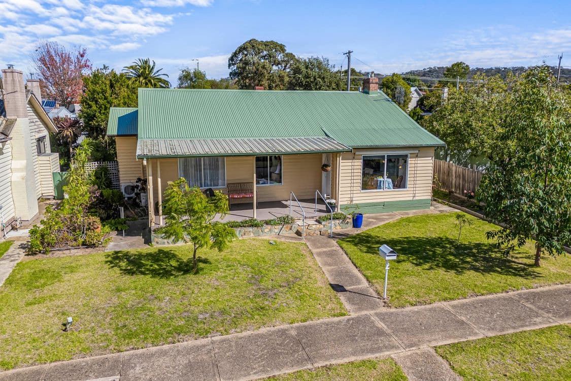 2 Rotary Avenue, ARARAT, VIC 3377, Ararat - Thumbnail 3