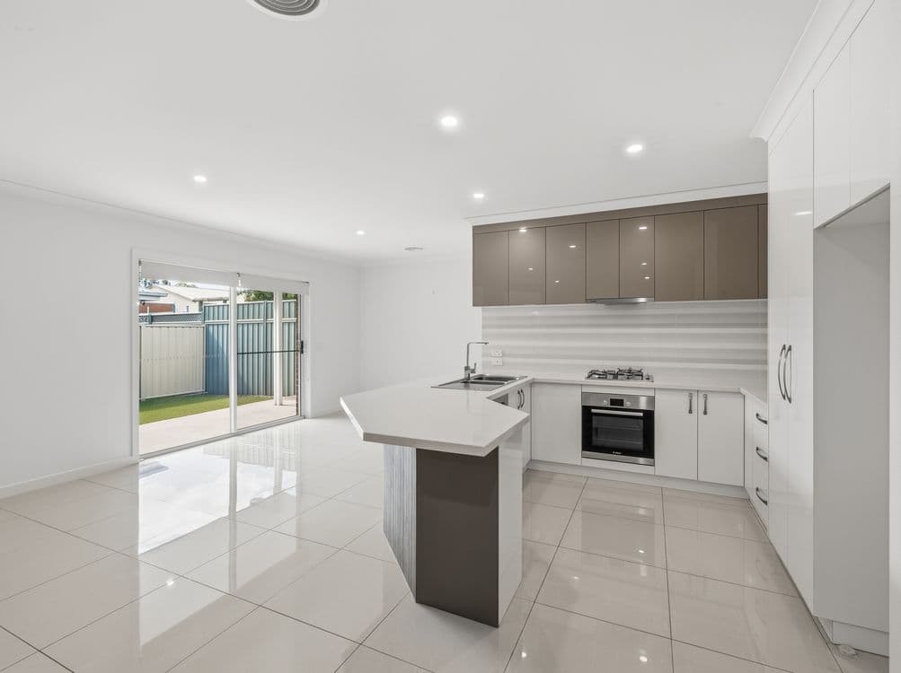 5 Dalwhinnie Drive, WANGARATTA, VIC 3677, Wangaratta - Thumbnail 3