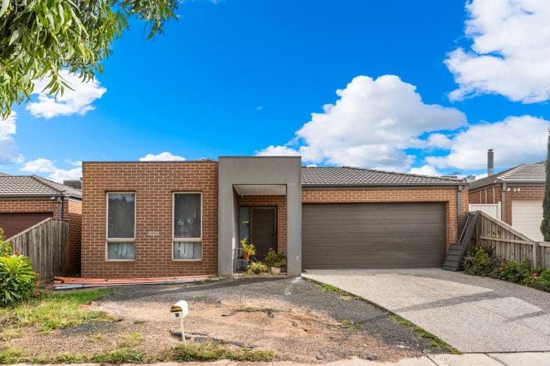 5 Riviera Drive, Hillside - Image 1