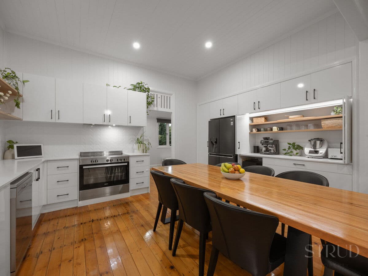 30 Booval Street, Booval QLD 4304, Booval - Thumbnail 2
