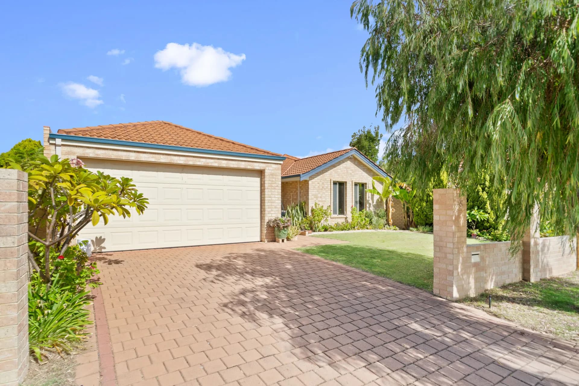 15 Voyager Close, Wannanup, WA, Wannanup - Thumbnail 2