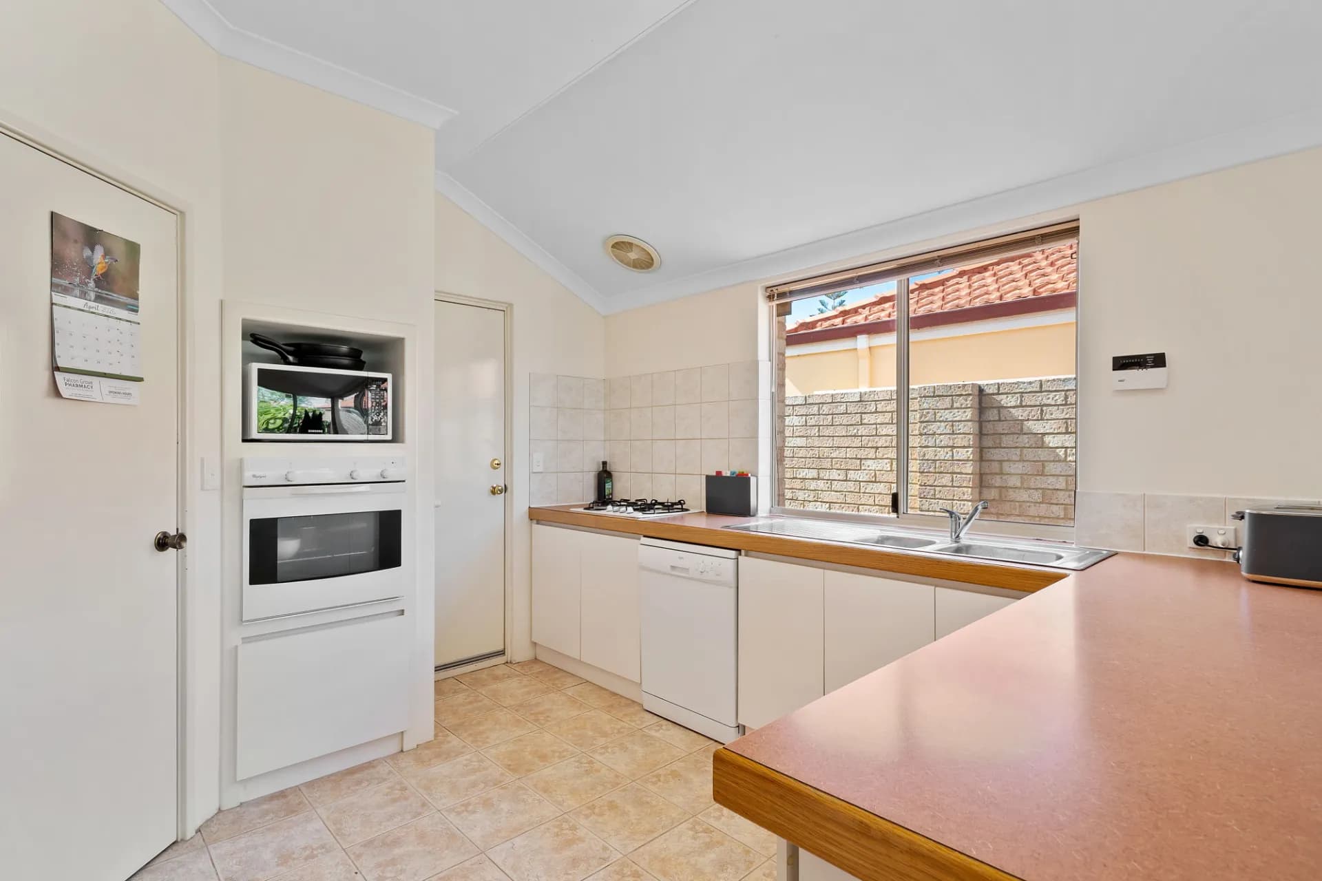15 Voyager Close, Wannanup, WA, Wannanup - Thumbnail 6