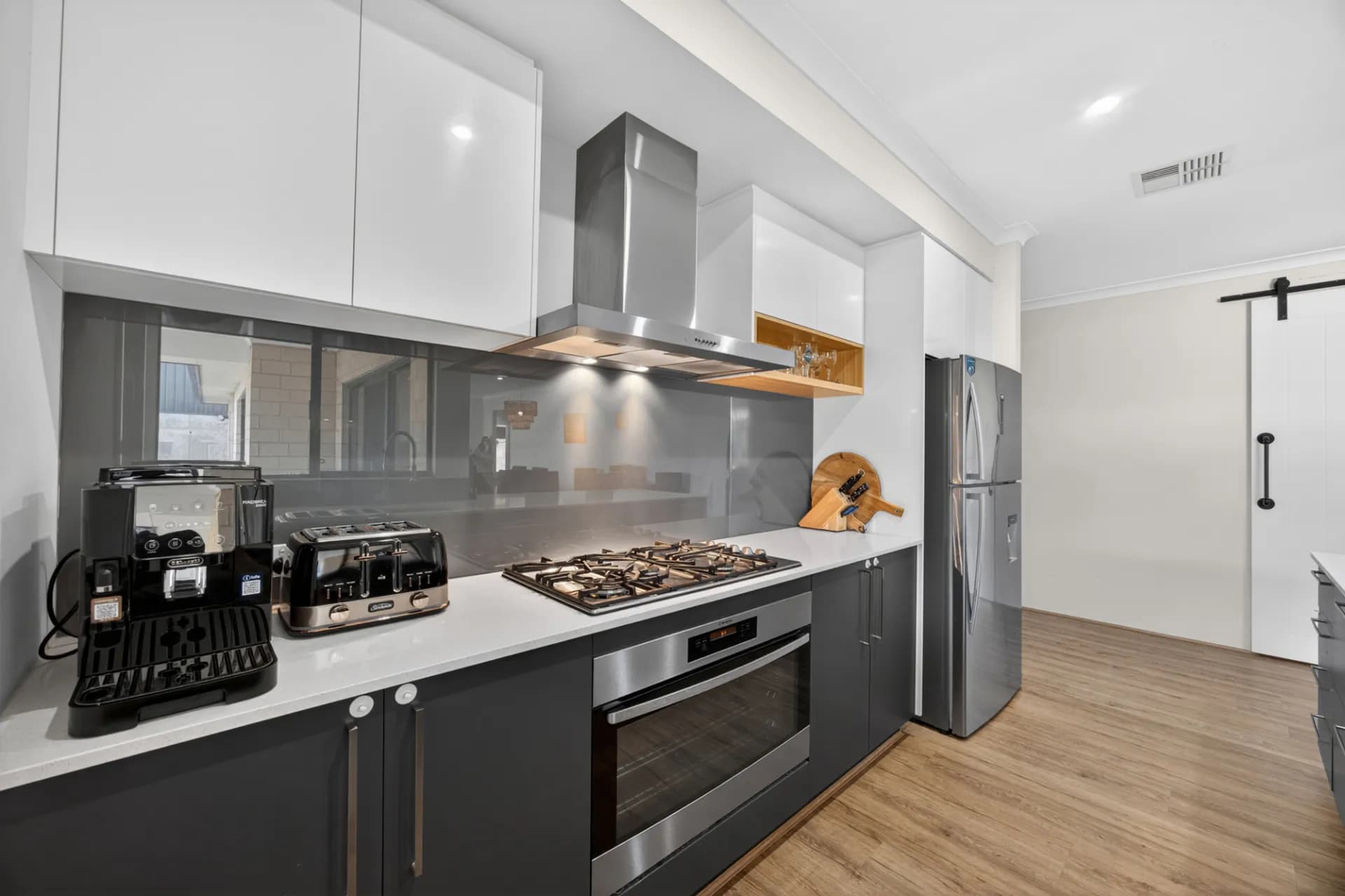 30 Dragonfly Boulevard, Lakelands, WA, Lakelands - Thumbnail 8