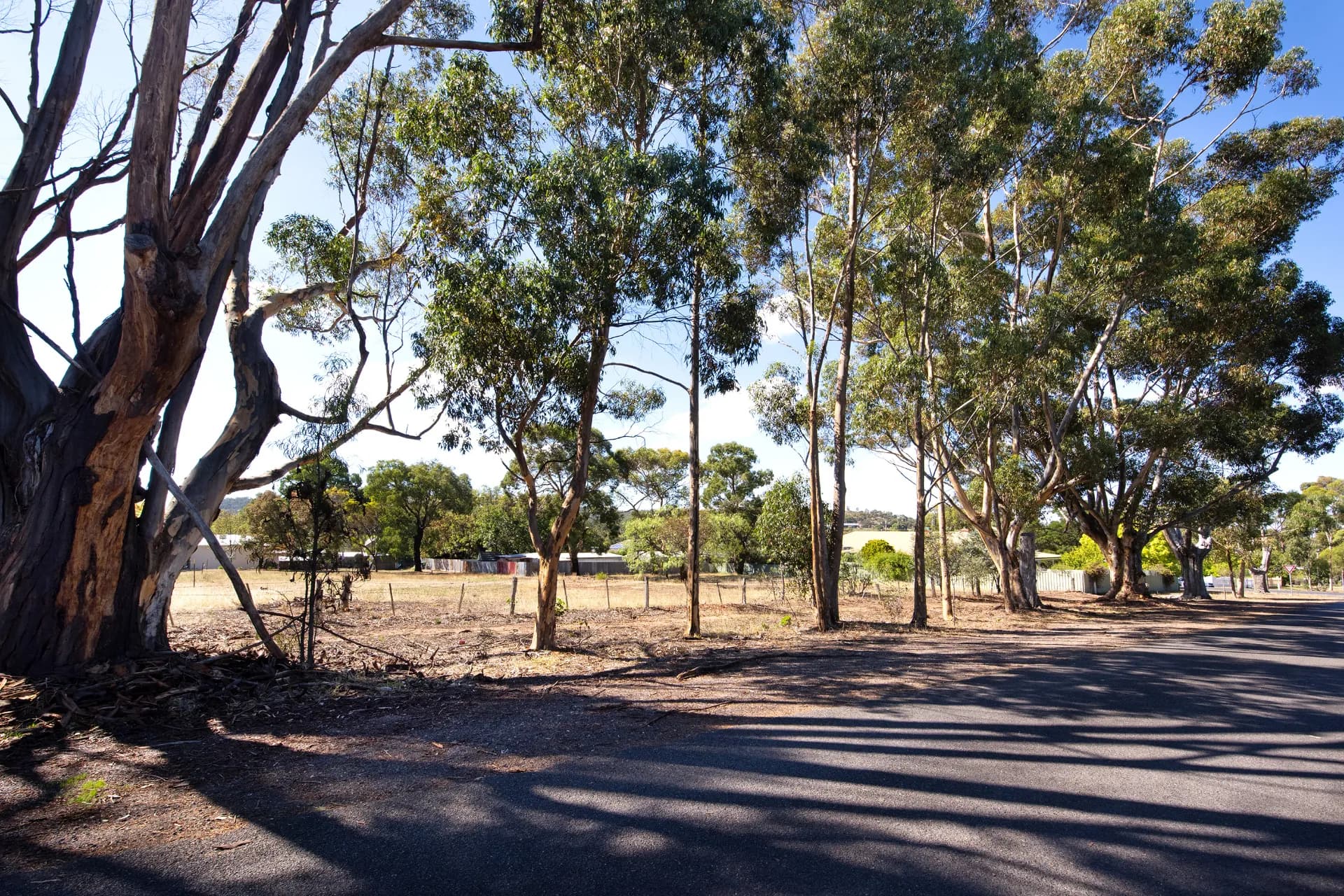 CA 2 Parker Street, Maldon, VIC, Maldon - Thumbnail 3