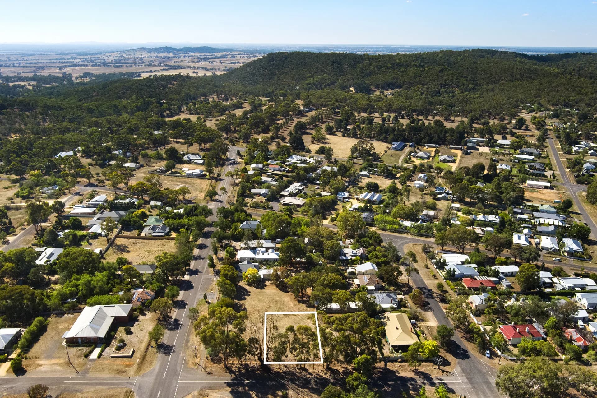 CA 2 Parker Street, Maldon, VIC, Maldon - Thumbnail 5