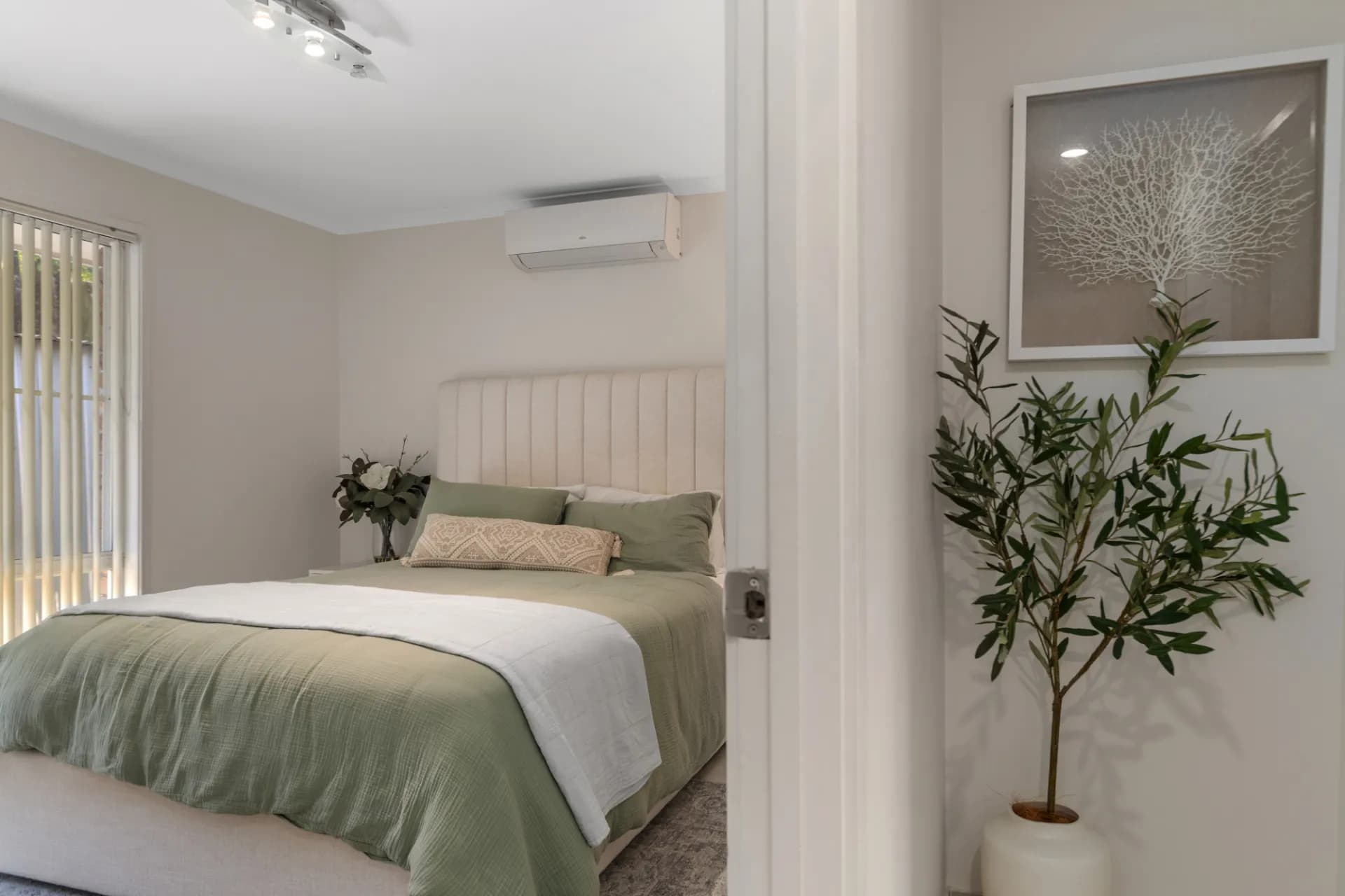 49 Lindfield Road, Helensvale, QLD, Helensvale - Thumbnail 8