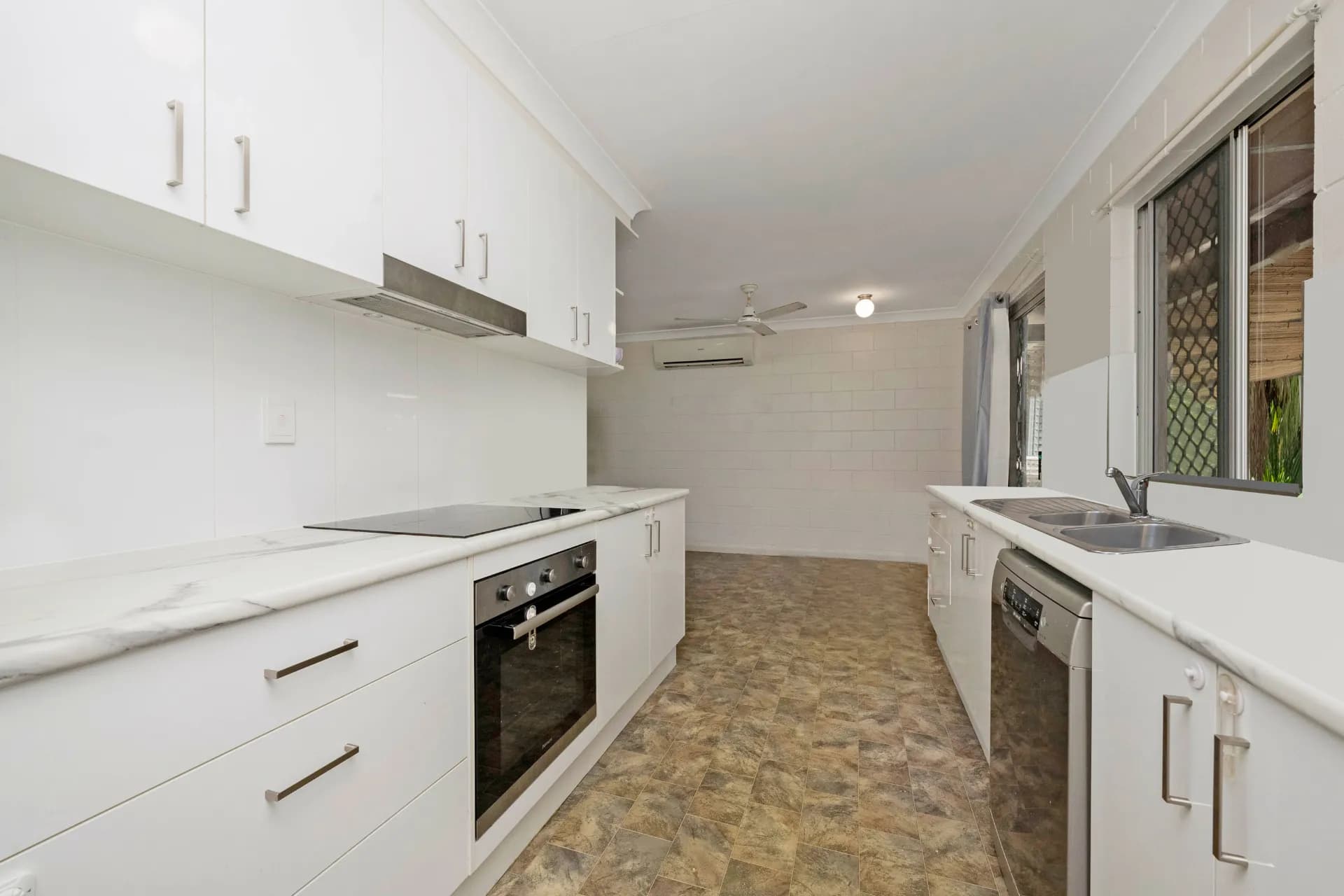 3 Gatwick Street, Burdell, QLD, Burdell - Thumbnail 4