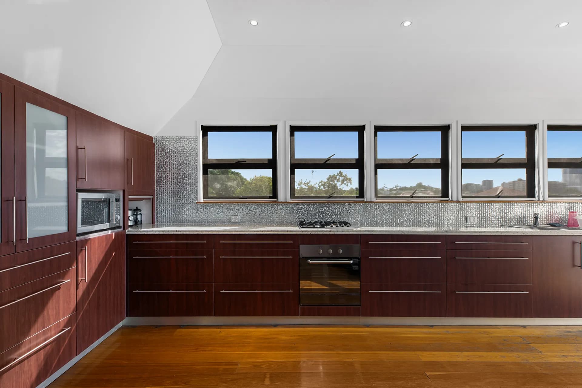 47 Broadway Street, Woolloongabba, QLD, Woolloongabba - Thumbnail 5