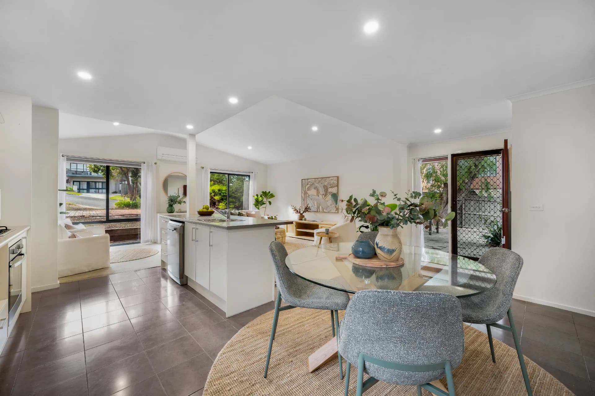 4 Omuna Court, Safety Beach, VIC, Safety Beach - Thumbnail 2