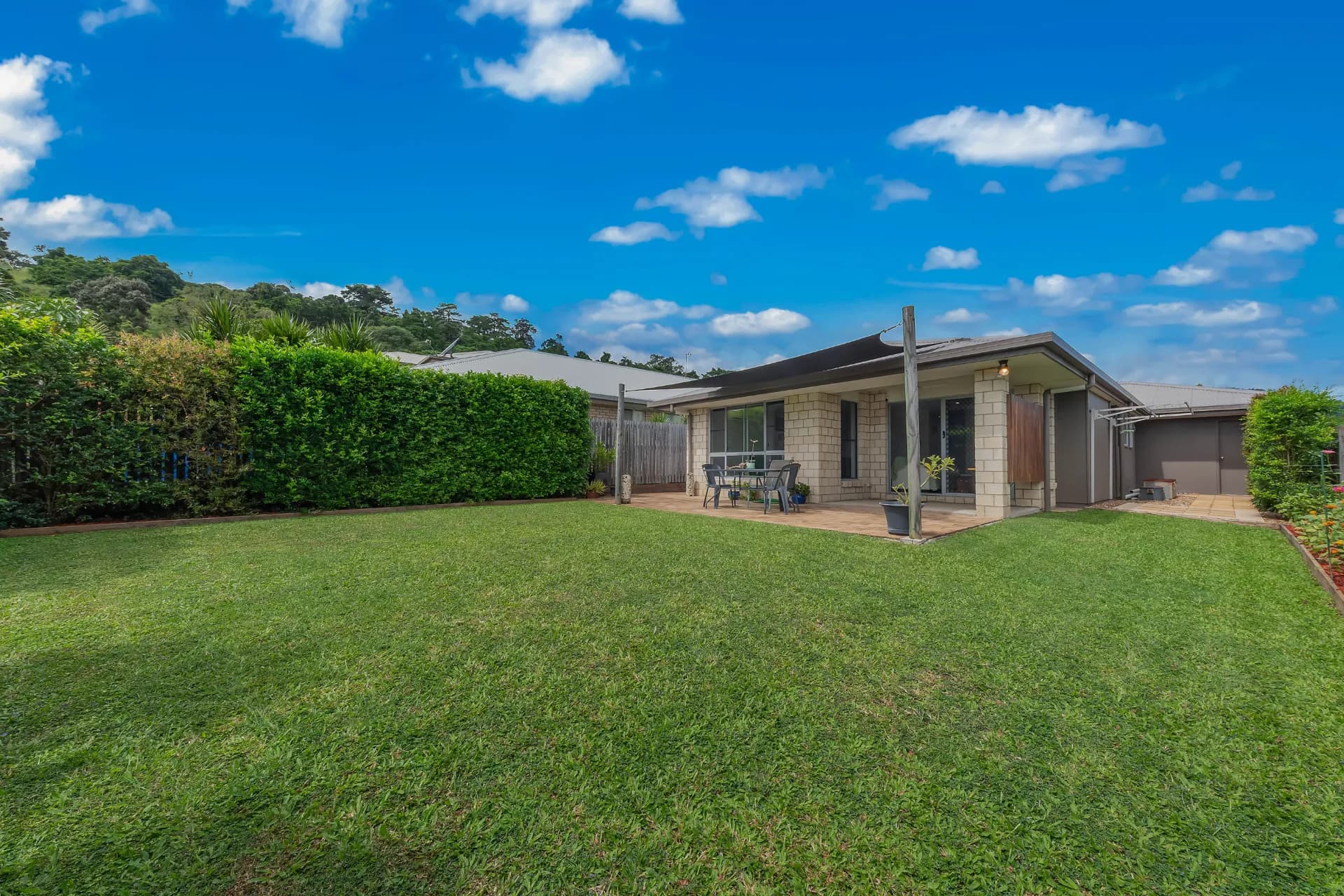 94 Fairweather Road, Cannonvale - Thumbnail 2