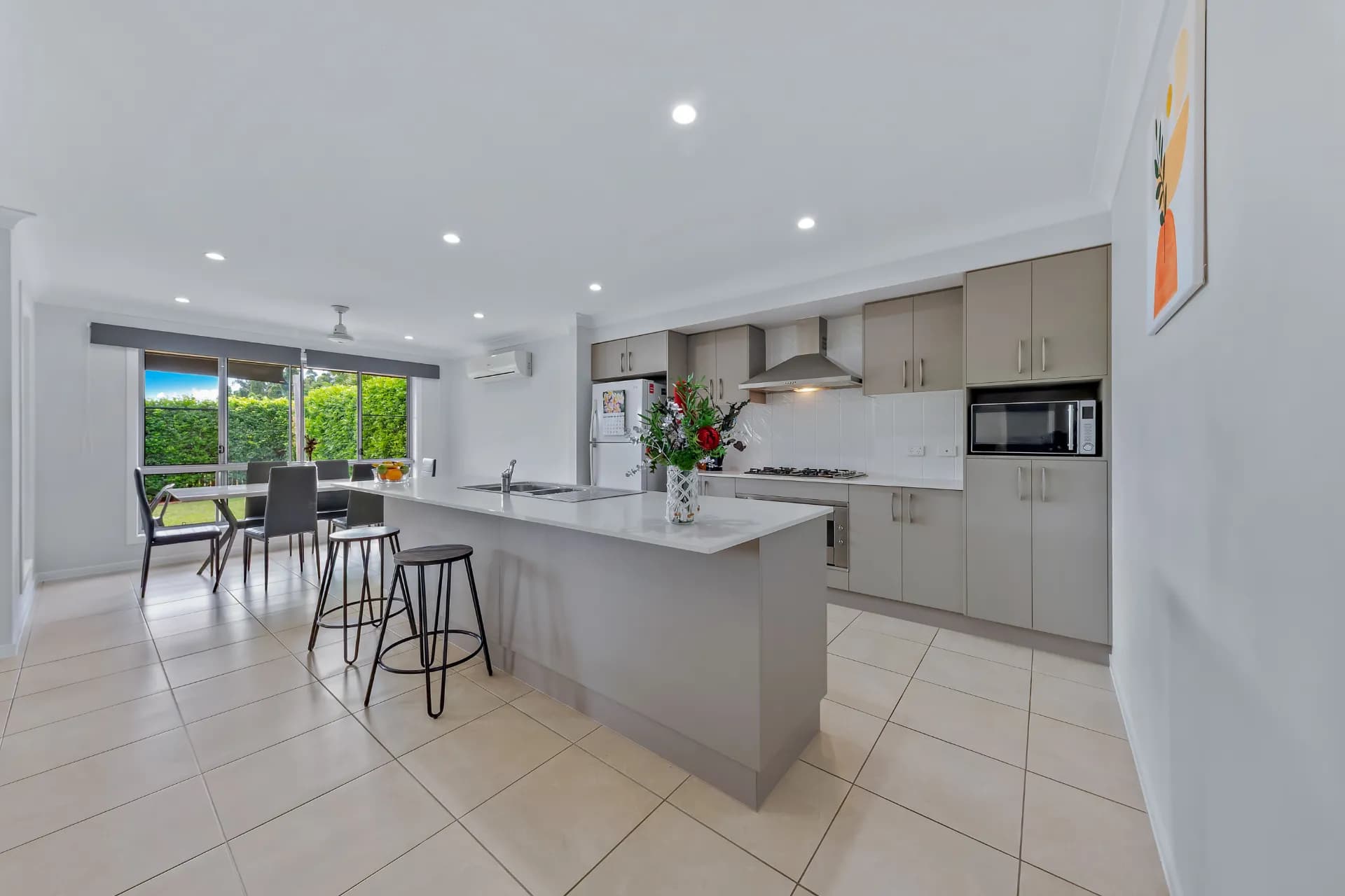 94 Fairweather Road, Cannonvale - Thumbnail 4