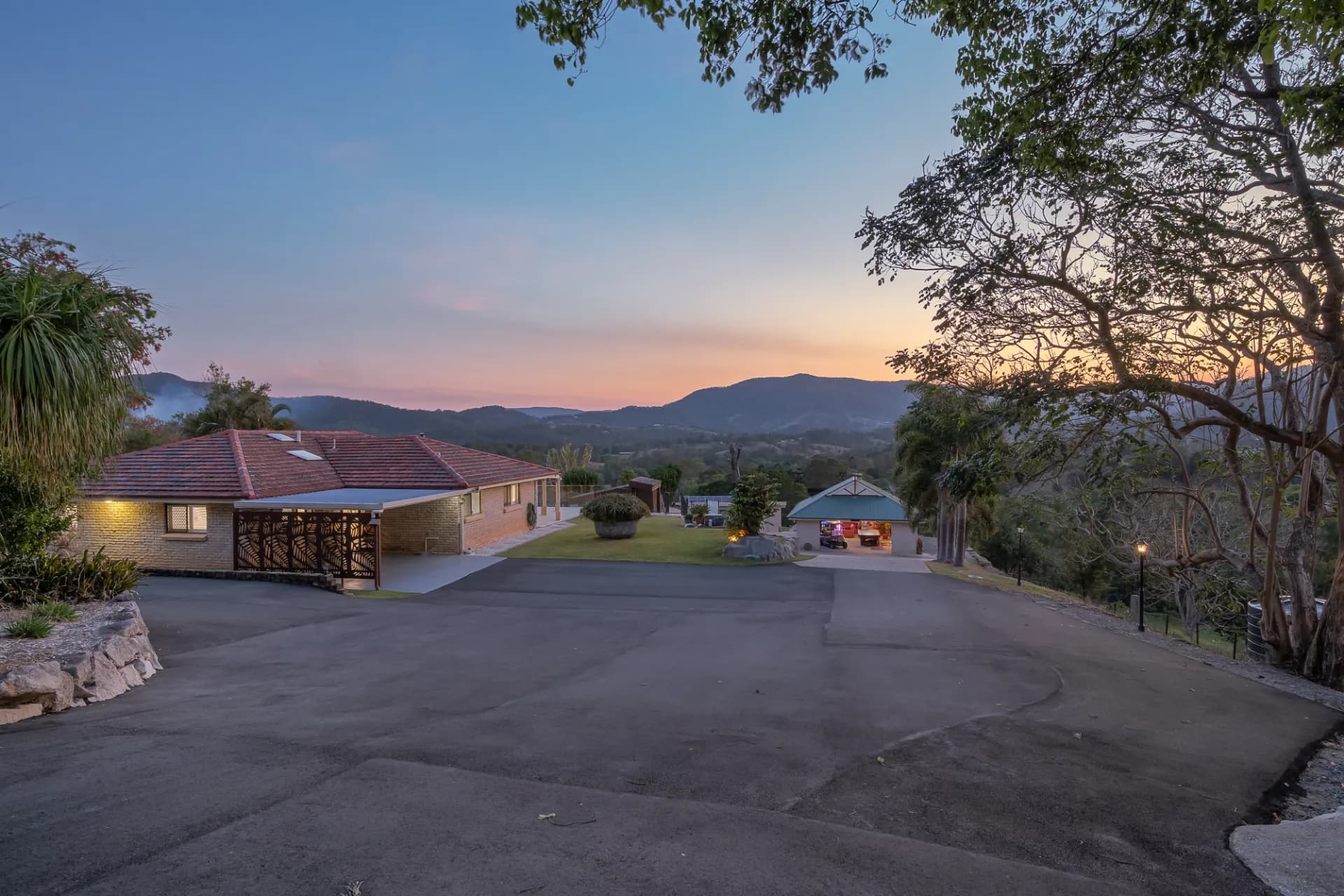 252 Old Mount Samson  Road, Closeburn, QLD, Closeburn - Thumbnail 2