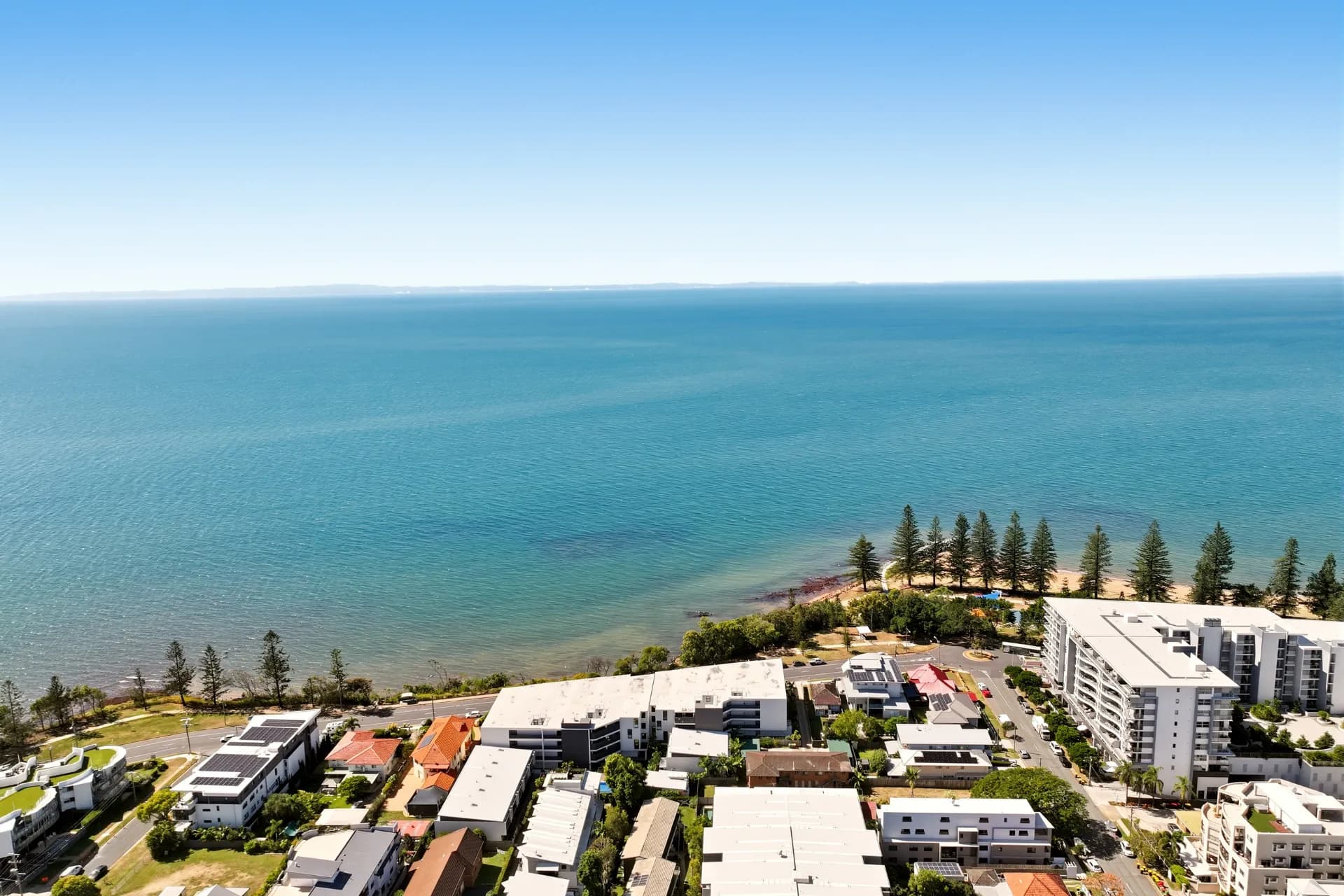 301/137 Landsborough Avenue, Scarborough, QLD, Scarborough - Thumbnail 2
