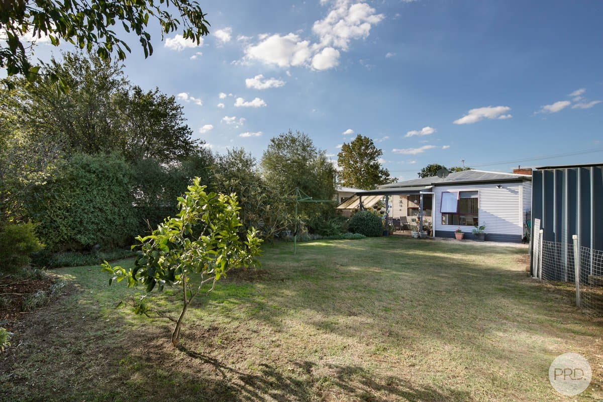 55 Primrose Street, WENDOUREE VIC 3355, Wendouree - Thumbnail 2