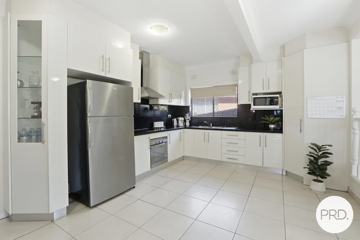 20 Karrabah Crescent, LAKE HEIGHTS NSW 2502, Lake Heights - Thumbnail 5