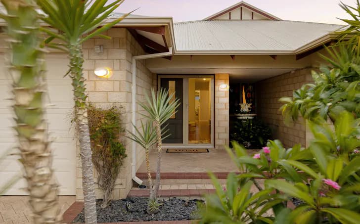 17 Claiborne Road, Secret Harbour, WA, 6173, Secret Harbour - Thumbnail 2