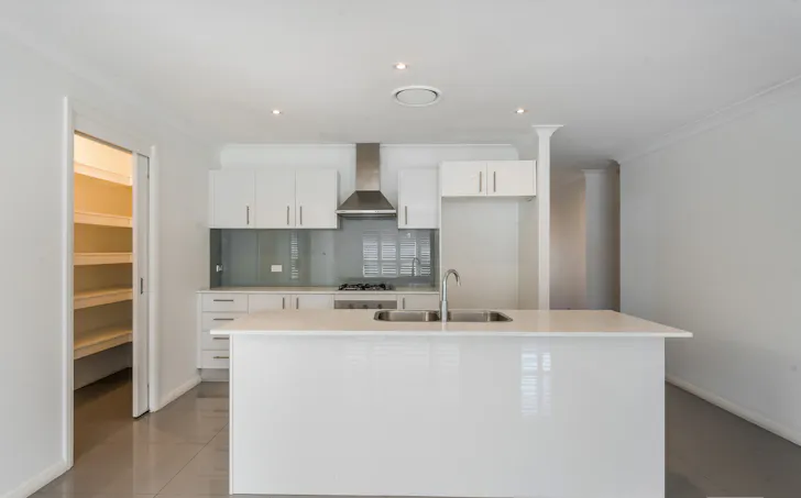 16 Bangalow Place, Hoxton Park, NSW, 2171, Hoxton Park - Thumbnail 2