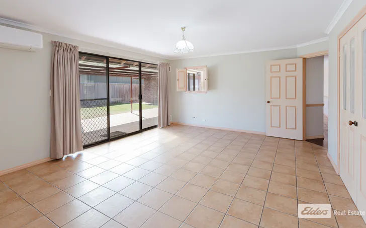 20 Salvado Road, Orana, WA, 6330, Orana - Thumbnail 2