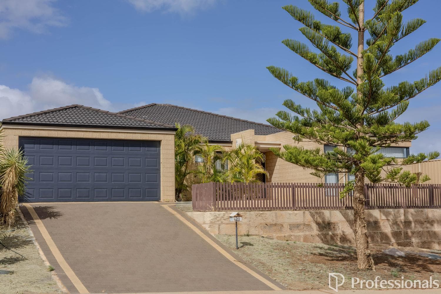 21 Sail Boulevard, Sunset Beach WA 6530, Sunset Beach - Image 1