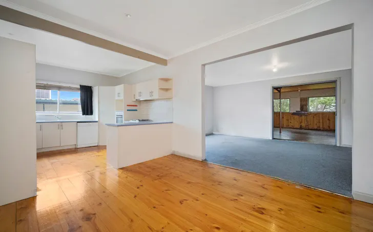 8 Tennyson Street, Hamilton, VIC, 3300, Hamilton - Thumbnail 2