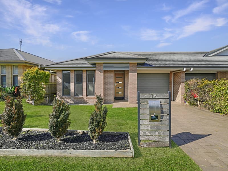 19 Teal Street, Aberglasslyn, Aberglasslyn - Image 1