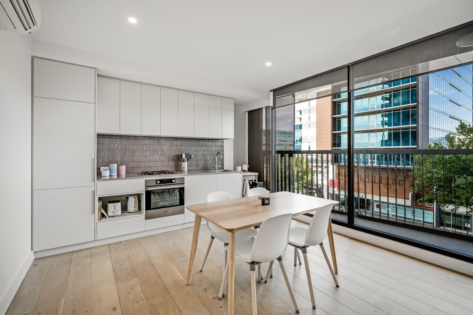 302/421 King William Street, Adelaide SA 5000, Adelaide - Thumbnail 3