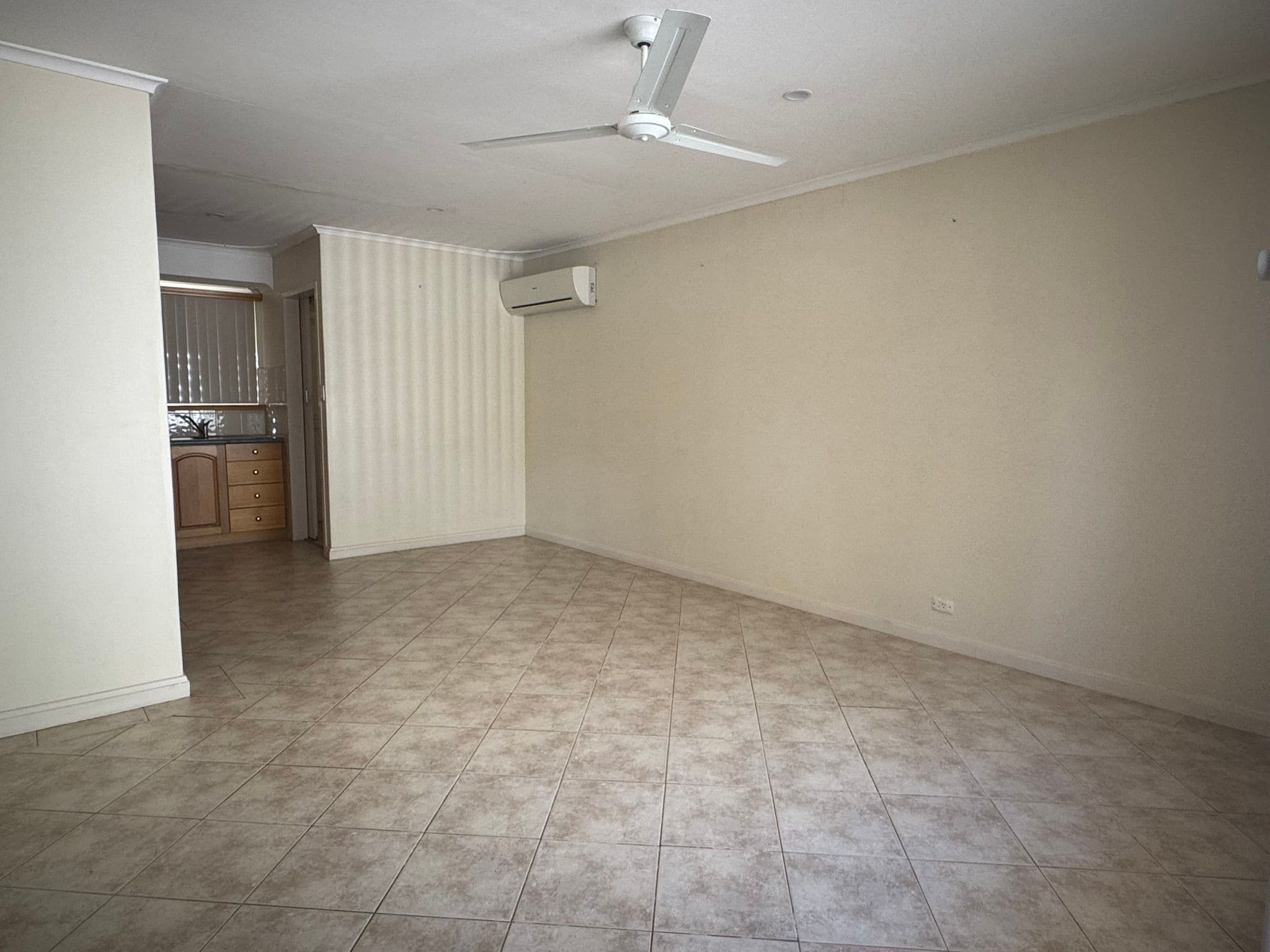 1/16 Military Road, West Beach SA 5024, West Beach - Thumbnail 2