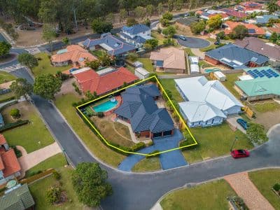 Wishart, Wishart - Image 1