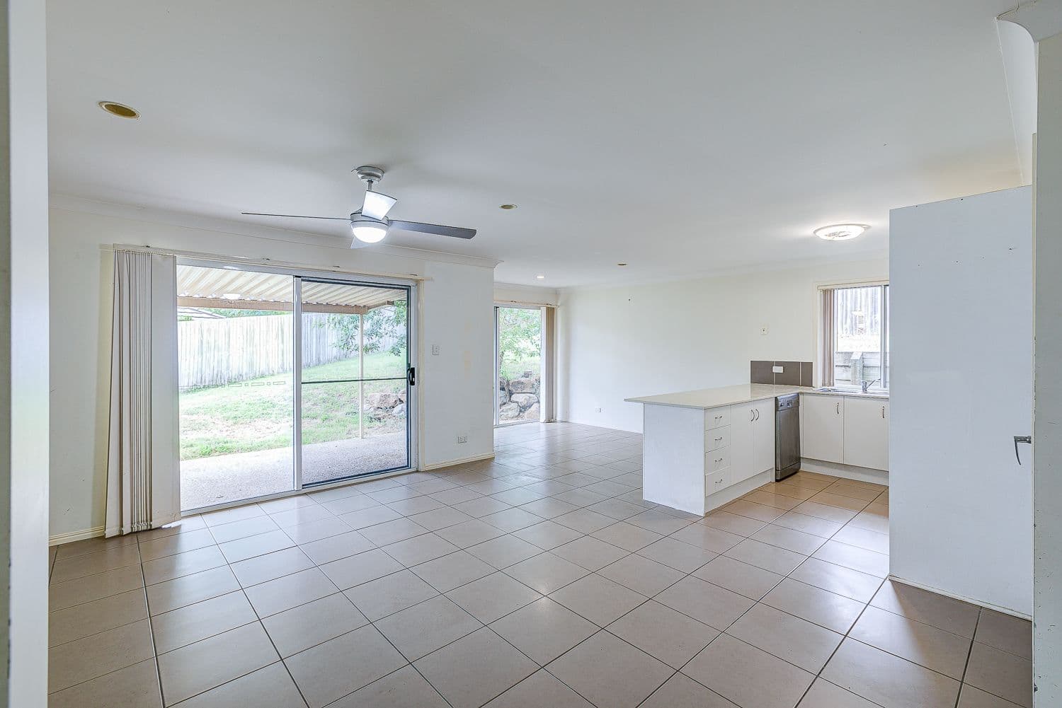 11 Sarah Close, Redbank Plains QLD 4301, Redbank Plains - Thumbnail 2