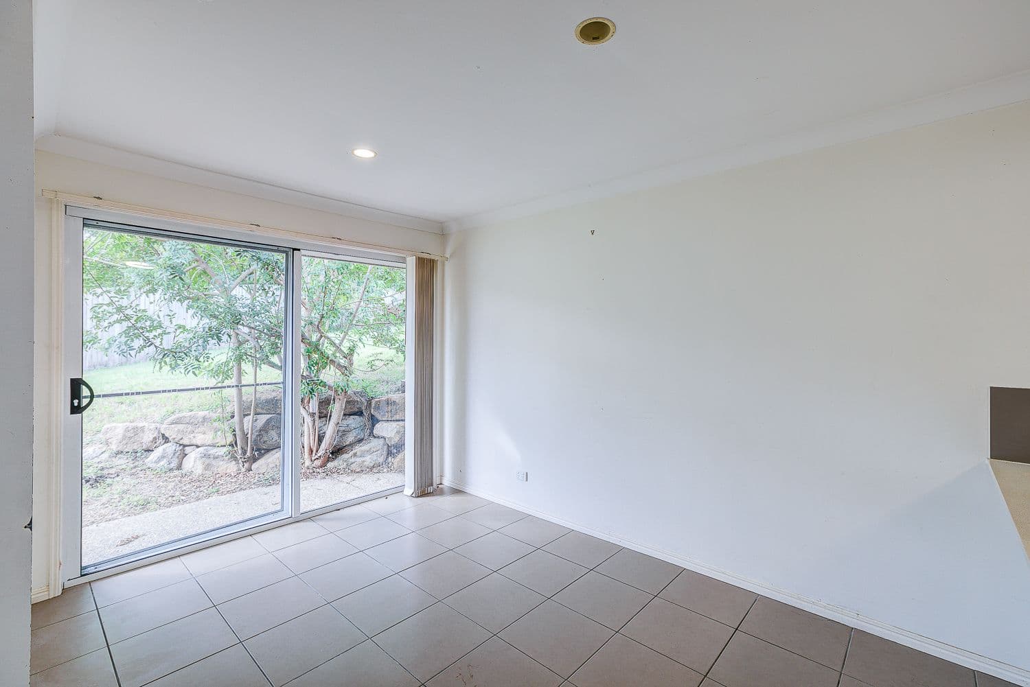 11 Sarah Close, Redbank Plains QLD 4301, Redbank Plains - Thumbnail 6