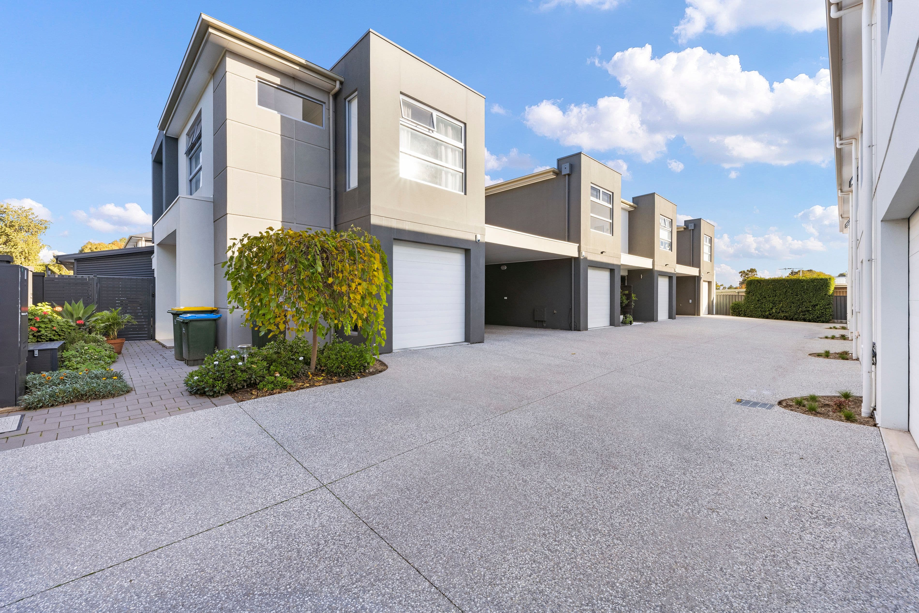 2/8 Moseley Road, Paradise SA 5075, Paradise - Image 1