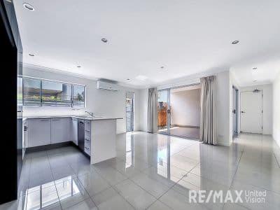 2/36 Cambridge Street, Carina Heights QLD 4152, Carina Heights - Thumbnail 3
