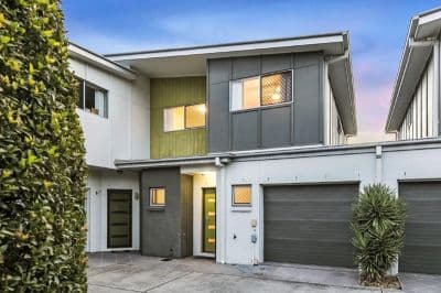 2/42 Adelaide Street, Carina QLD 4152, Carina - Image 1