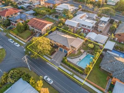 Mansfield, Mansfield - Image 1