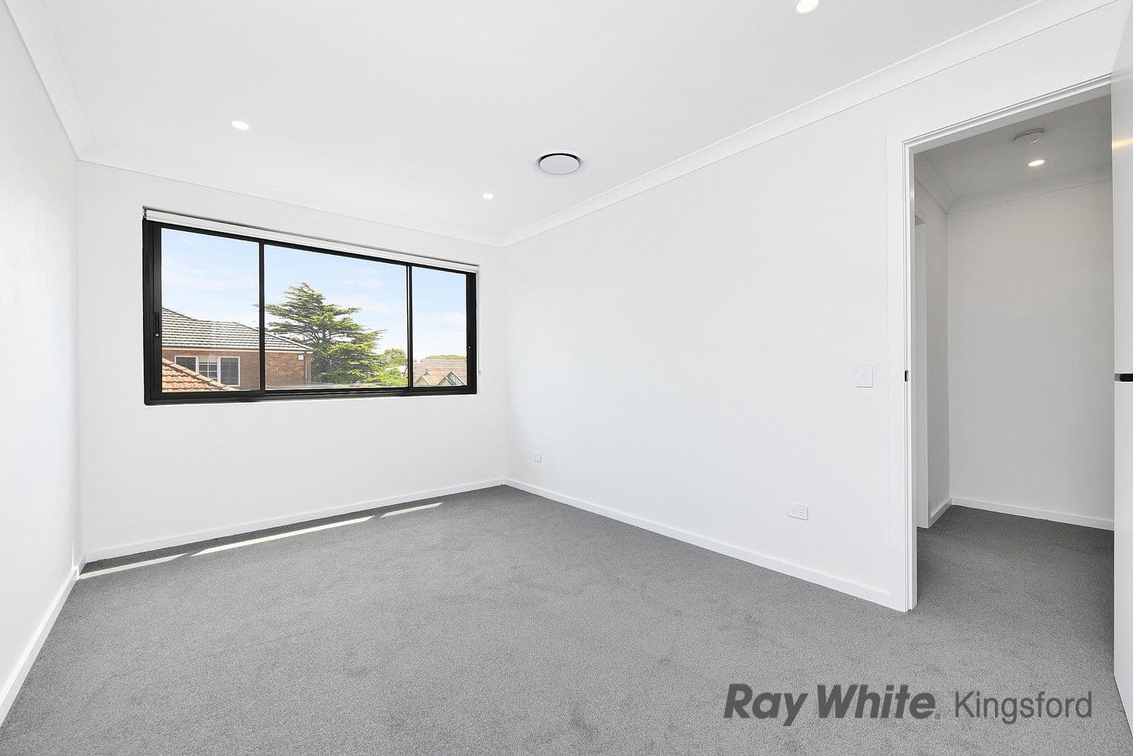 34 Day Avenue, Kensington NSW 2033, Kensington - Thumbnail 3
