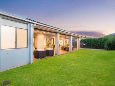 WELLINGTON POINT, Wellington Point - Image 1