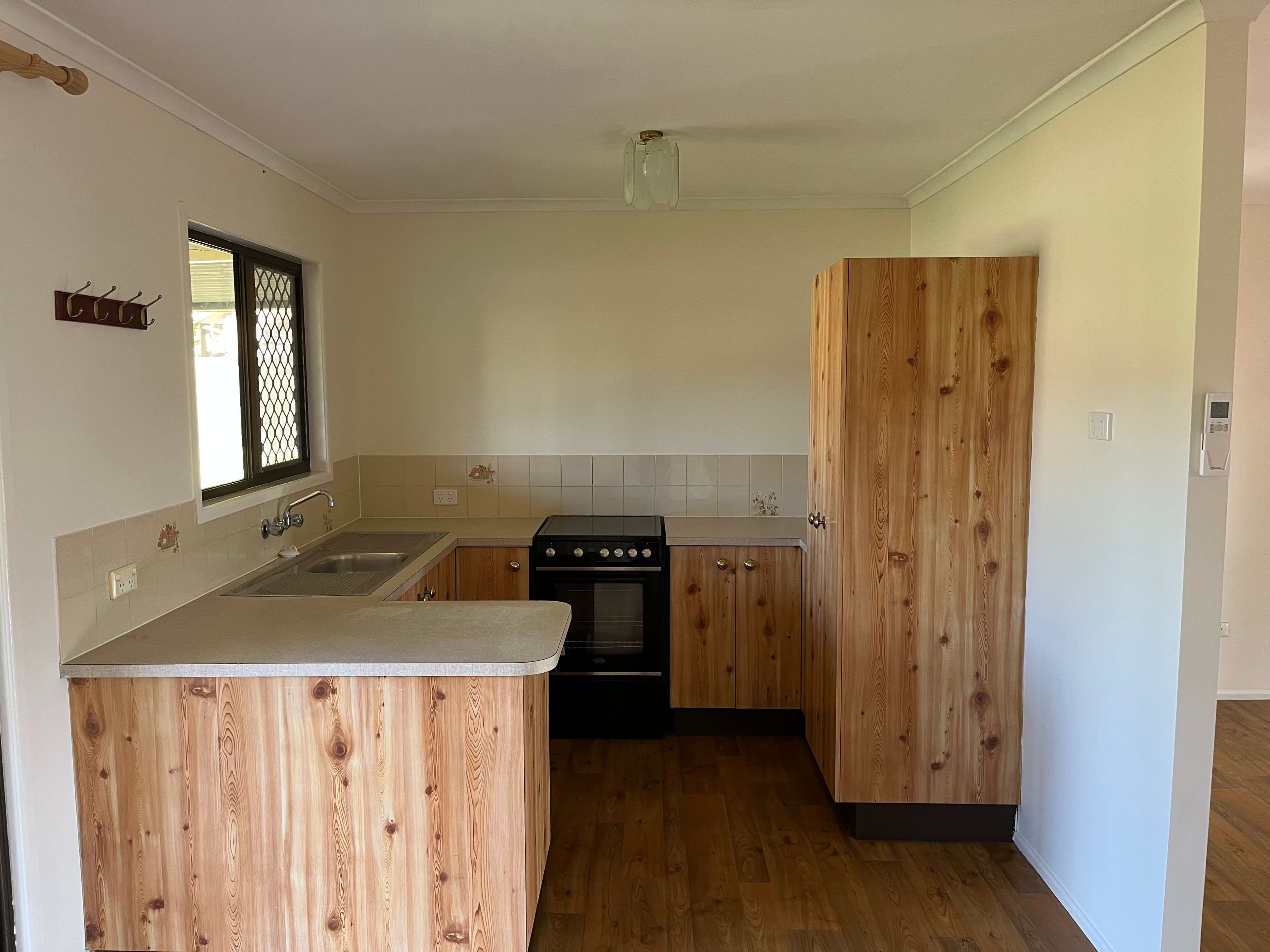 10 Kullaroo Court, Deception Bay QLD 4508, Deception Bay - Thumbnail 8