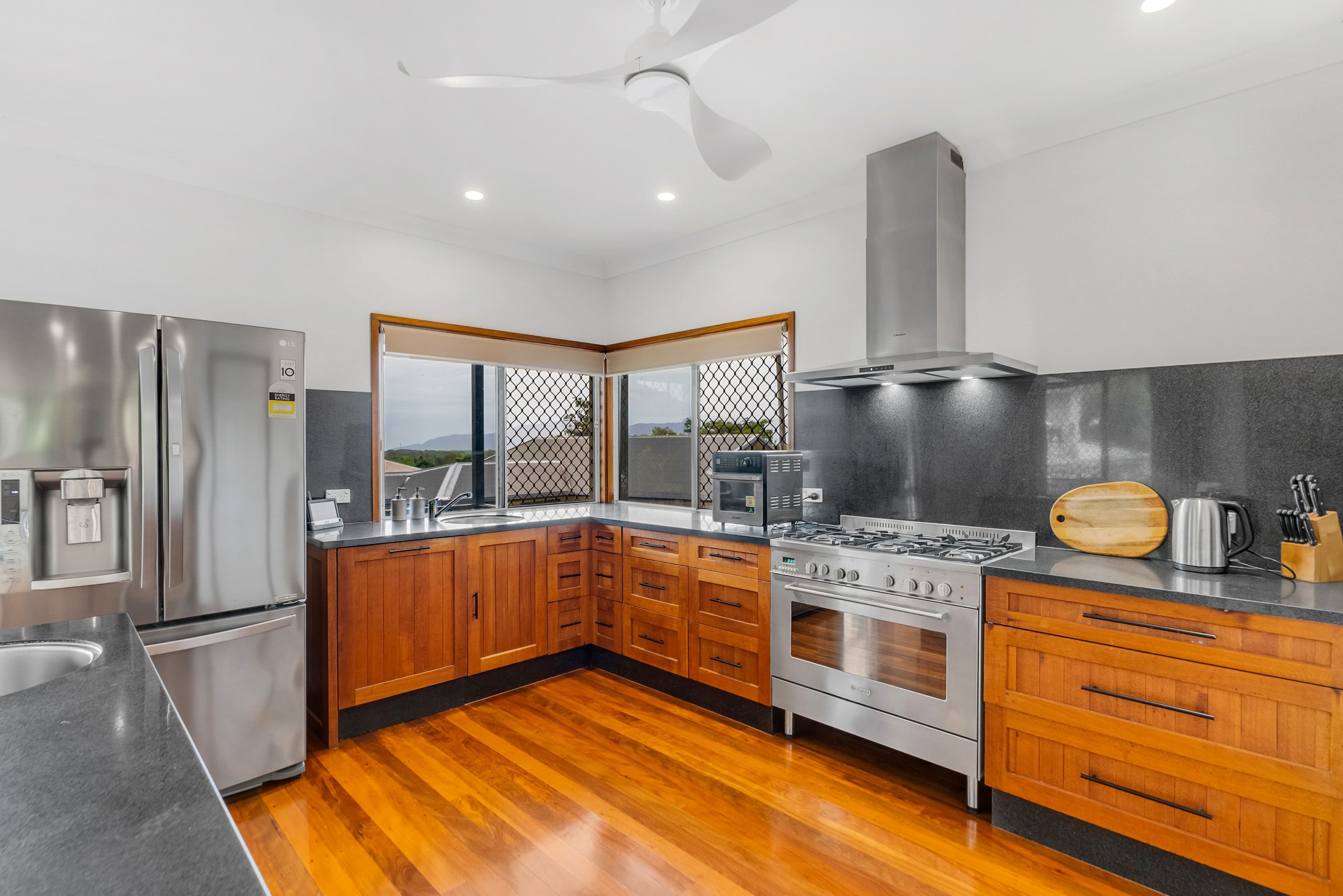 1/4D Trundle Terrace, Whitfield QLD 4870, Whitfield - Thumbnail 4