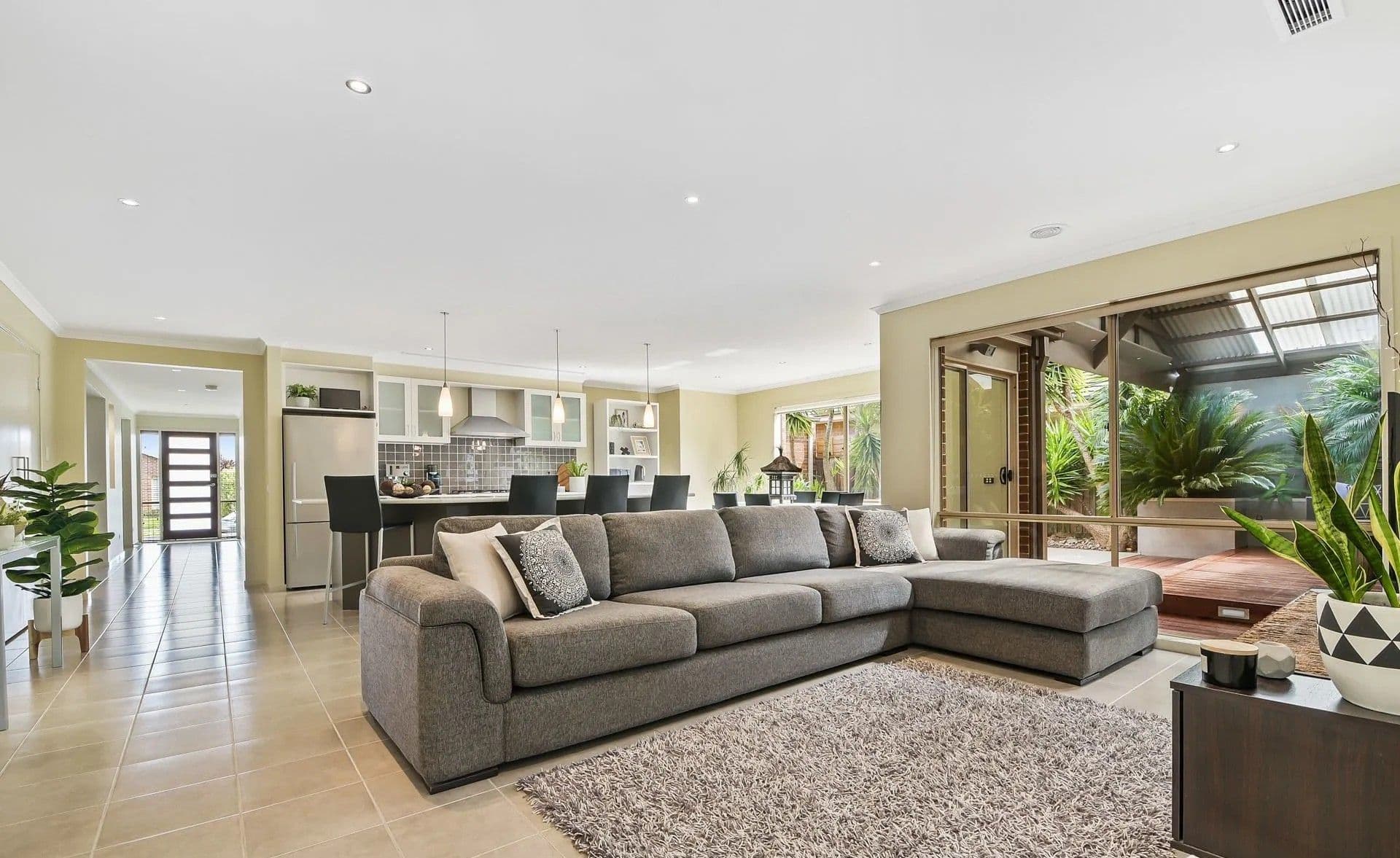 96 Skyline Way, Berwick VIC 3806, Berwick - Thumbnail 2