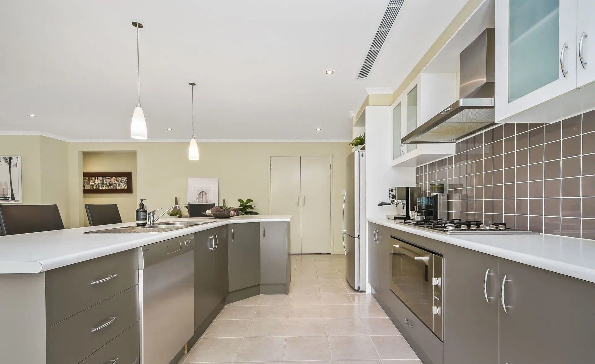 96 Skyline Way, Berwick VIC 3806, Berwick - Thumbnail 4
